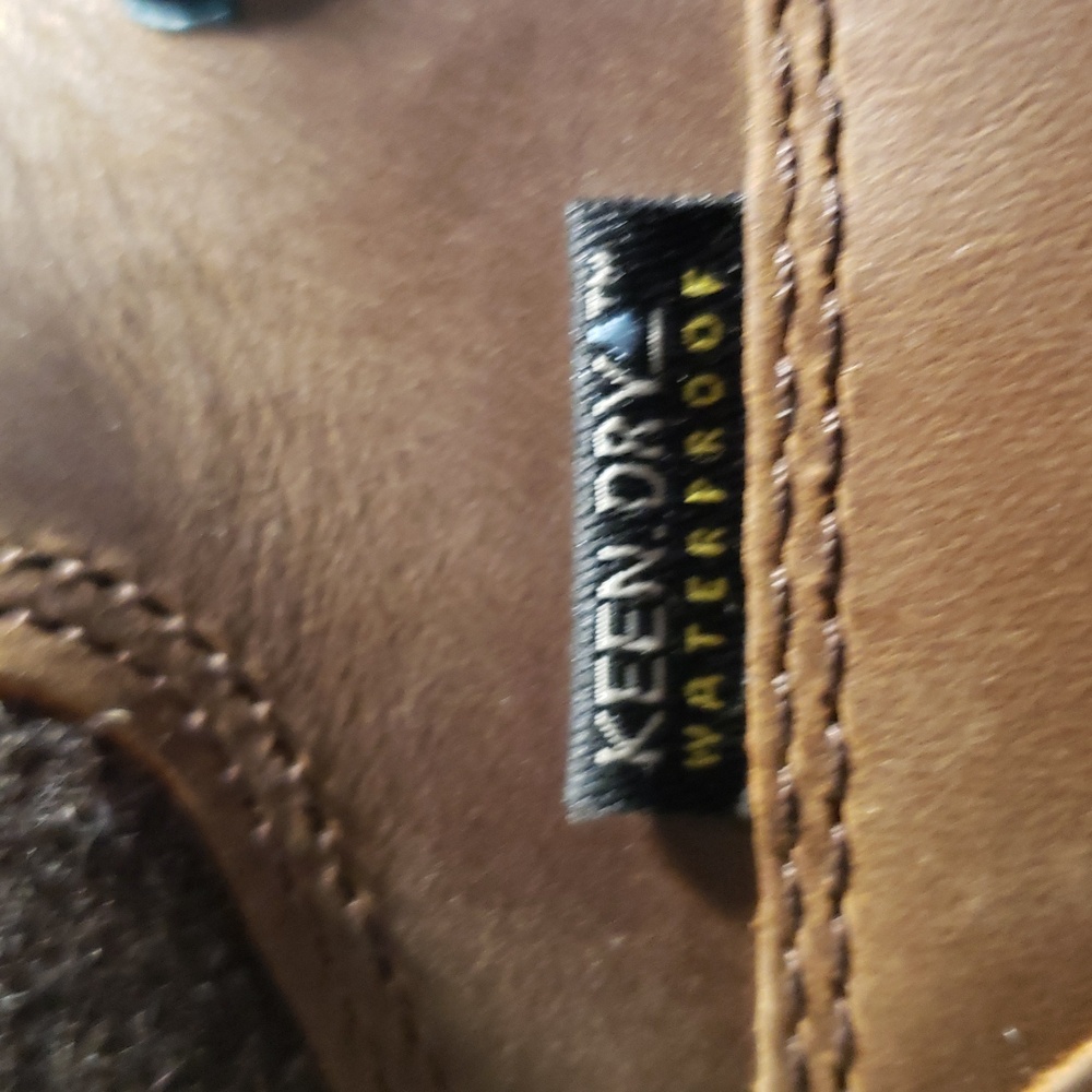 KEEN Woman's Boots KEEN Greta Plaid Tall Boot Waterproof. Size 6. - Picture 11 of 14